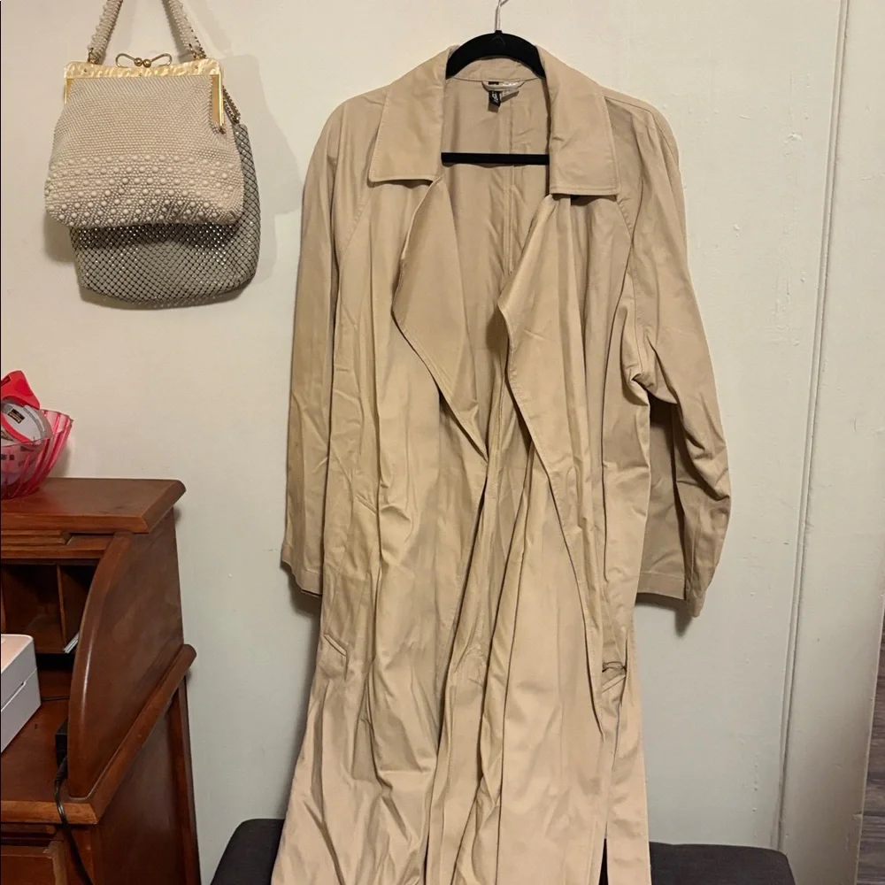 H&M Trenchcoat - Picture 1 of 1
